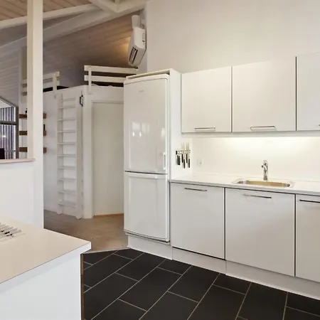 Tiane - 800m From The Sea By Interhome *