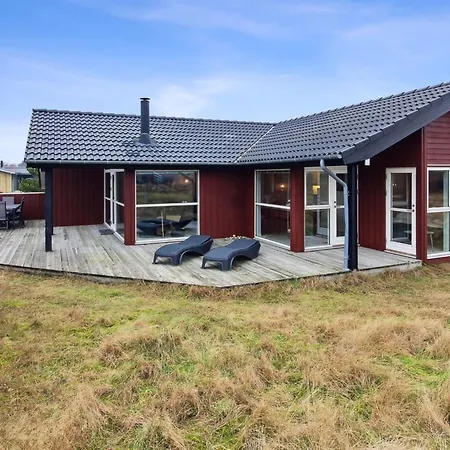 Tiane - 800m From The Sea By Interhome Feriehus